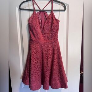 Trac Backless Lace Dress in Deep Pink